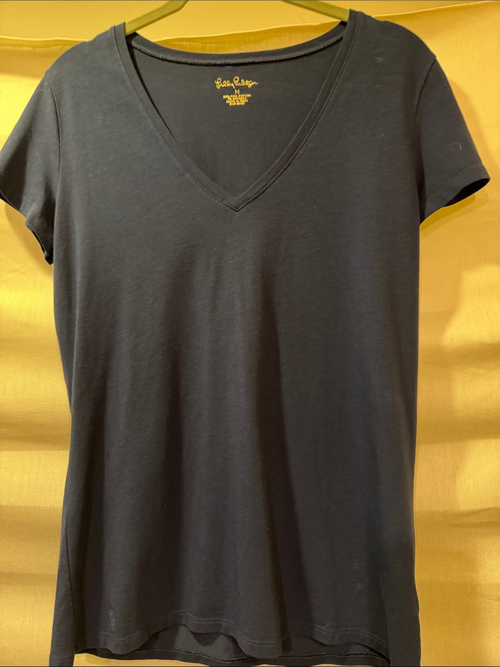 Lilly Pulitzer Navy Blue V-Neck Short Sleeve Pima Cotton Tee Size M
